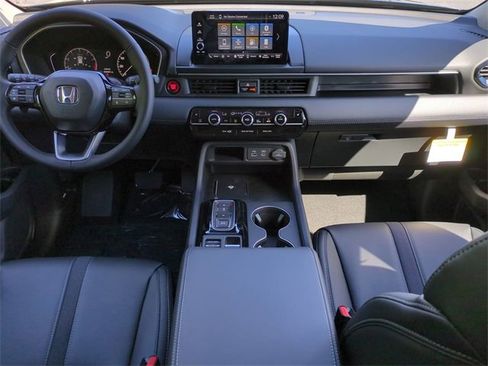 New 2025 Honda Pilot EX-L image 13