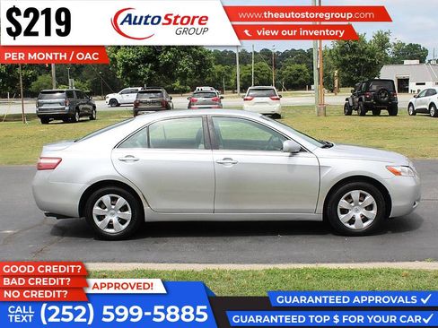 Used 2009 Toyota Camry SE FWD image 5