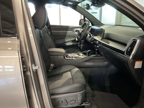 New 2026 Kia Sorento SX Prestige image 32