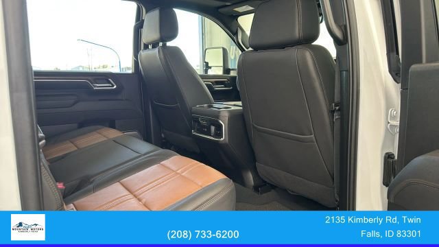 Used 2025 Chevrolet Silverado 3500 High Country w/ Technology Package AWD/4WD image 26