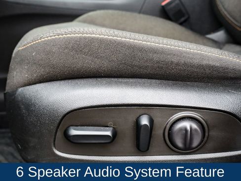 Used 2021 Chevrolet Equinox LT image 11