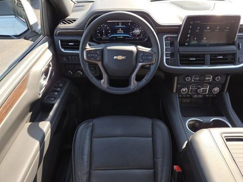 Used 2024 Chevrolet Tahoe High Country AWD/4WD image 35