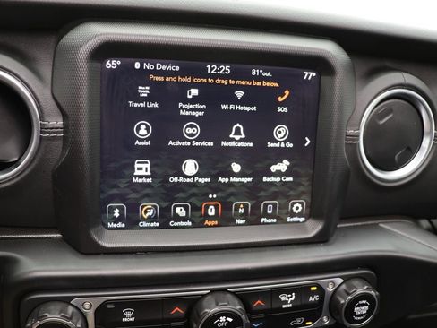 Used 2023 Jeep Wrangler Unlimited Sahara AWD/4WD image 22