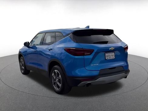 Used 2025 Chevrolet Blazer LT image 11