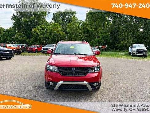 Used 2017 Dodge Journey Crossroad AWD/4WD image 2