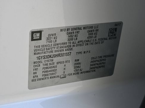 Used 2017 Cadillac Escalade Platinum RWD image 31