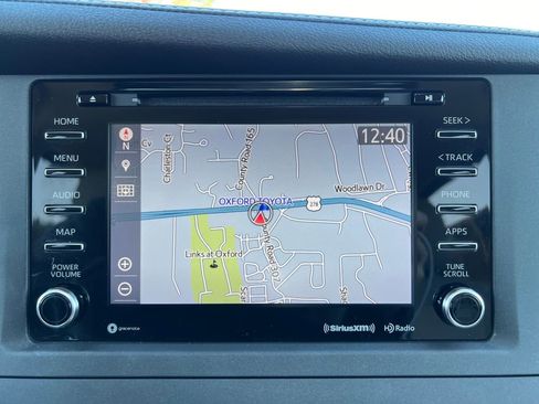 Used 2020 Toyota Sienna XLE image 22