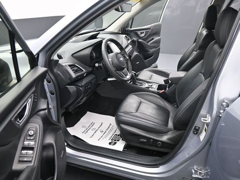 Used 2022 Subaru Forester Touring image 17