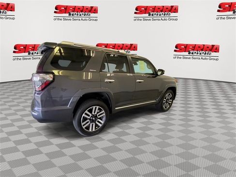 Used 2022 Toyota 4Runner Limited image 9