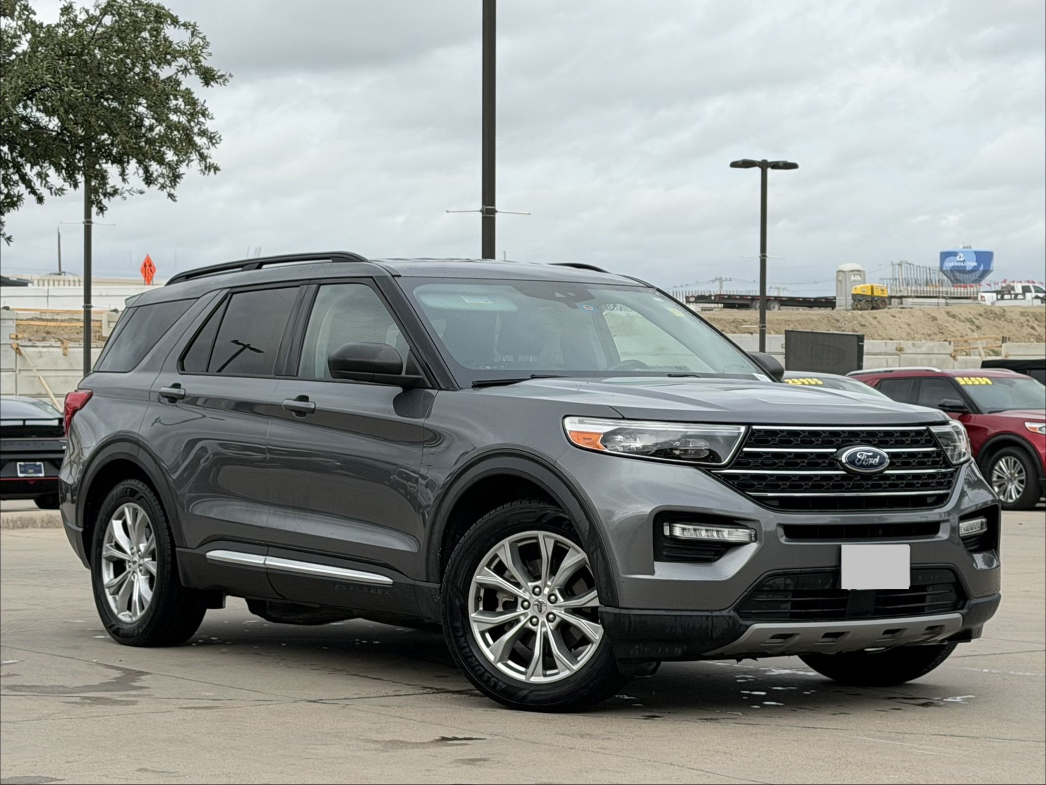 Used 2021 Ford Explorer XLT w/ Equipment Group 202A RWD image 1