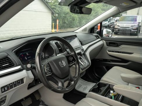 Used 2019 Honda Odyssey EX-L image 6