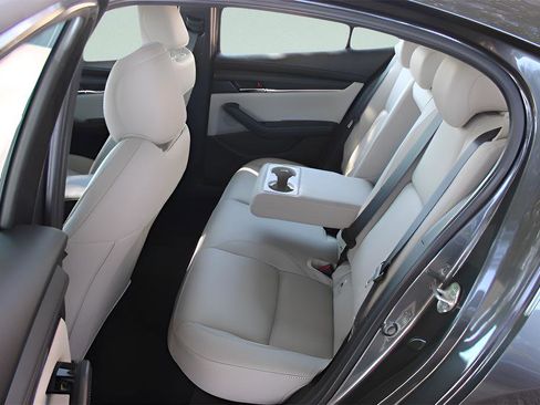 Used 2024 MAZDA MAZDA3 s image 16