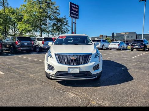 Certified 2023 Cadillac XT5 Premium Luxury AWD/4WD image 7