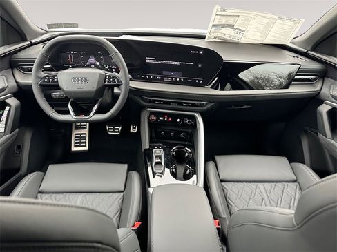 New 2025 Audi SQ5 Premium Plus image 10