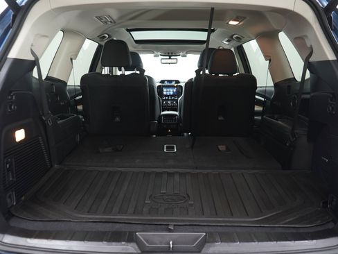 Used 2021 Subaru Ascent Touring w/ Popular Package #2 AWD/4WD image 9