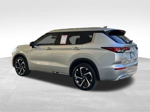 Used 2022 Mitsubishi Outlander SEL image 7