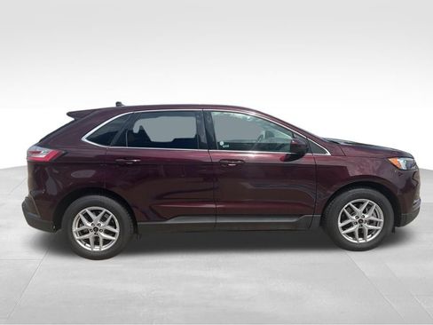 Used 2023 Ford Edge SEL image 2