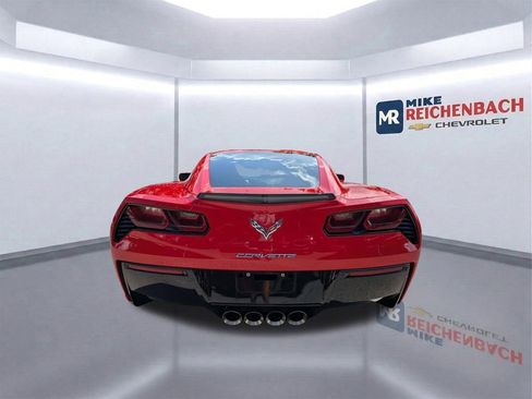 Used 2017 Chevrolet Corvette Stingray Coupe w/ 1LT RWD image 5