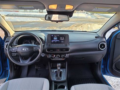Used 2022 Hyundai Kona SEL w/ Cargo Package image 11