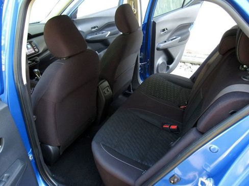 Used 2021 Nissan Kicks SV FWD image 27