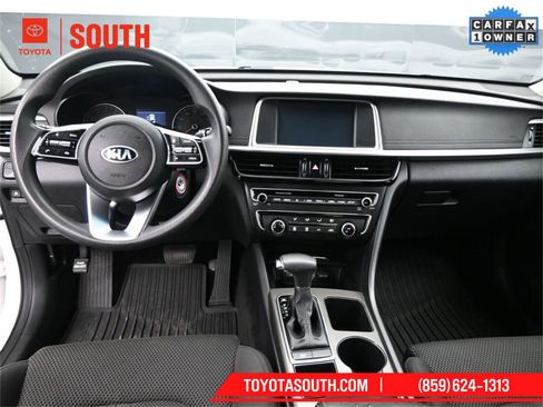 Used 2020 Kia Optima LX image 10