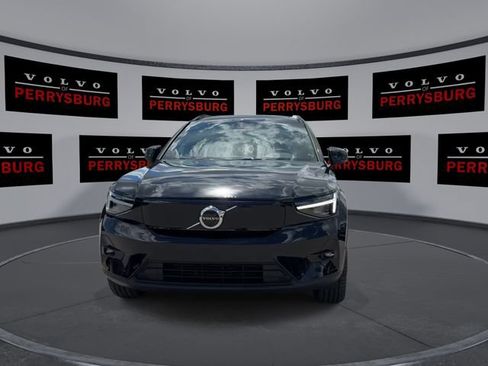 Used 2023 Volvo XC40 Recharge Ultimate w/ Protection Package Premier AWD/4WD image 3