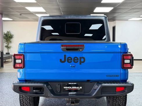 Used 2020 Jeep Gladiator Sport w/ Quick Order Package 24S AWD/4WD image 10
