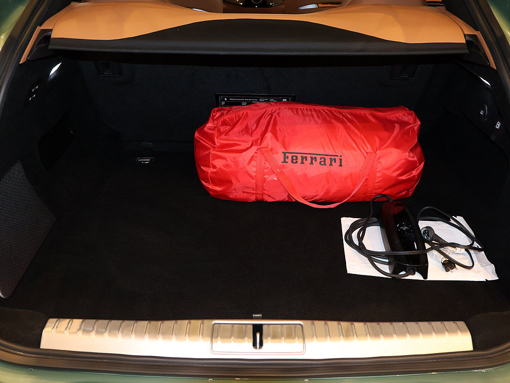Certified 2024 Ferrari Purosangue AWD/4WD image 83