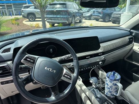 Used 2024 Kia Telluride SX AWD/4WD image 13