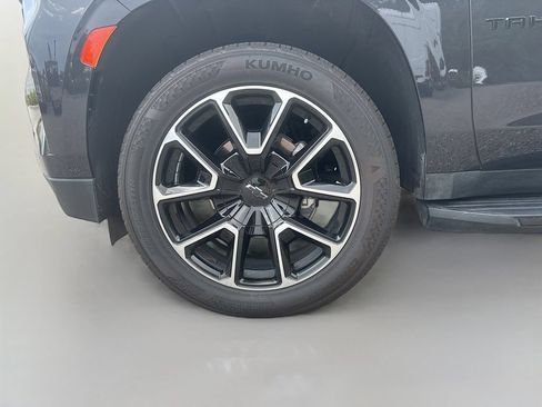Used 2024 Chevrolet Tahoe RST w/ Luxury Package AWD/4WD image 12