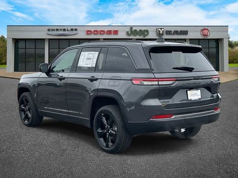 New 2026 Jeep Grand Cherokee Limited w/ Limited Altitude Package image 31