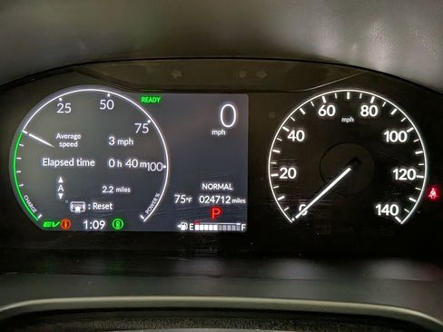 Used 2024 Honda CR-V Sport Touring image 16