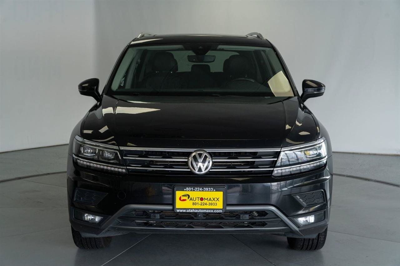 Used 2018 Volkswagen Tiguan SEL Premium AWD/4WD image 2