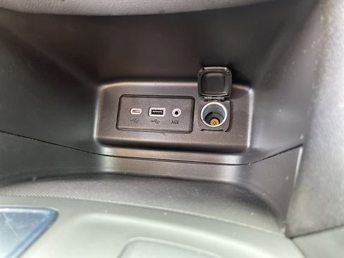 Used 2024 Chevrolet Equinox LT w/ LPO, Floor Liner Package image 30