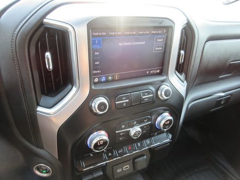 Certified 2021 GMC Sierra 1500 SLE w/ X31 Off-Road Package AWD/4WD image 28