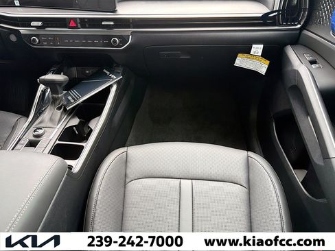 New 2026 Kia Sorento EX image 18