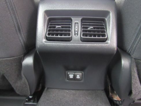 Used 2025 Toyota Camry LE FWD image 36