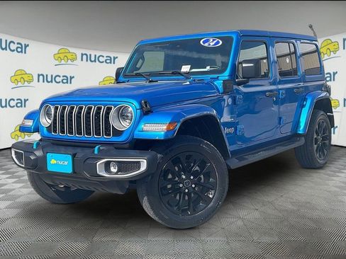 Used 2024 Jeep Wrangler Unlimited Sahara w/ Safety Group AWD/4WD image 3