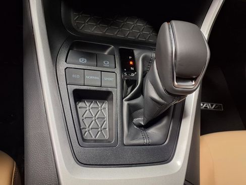 New 2025 Toyota RAV4 XLE Premium image 17