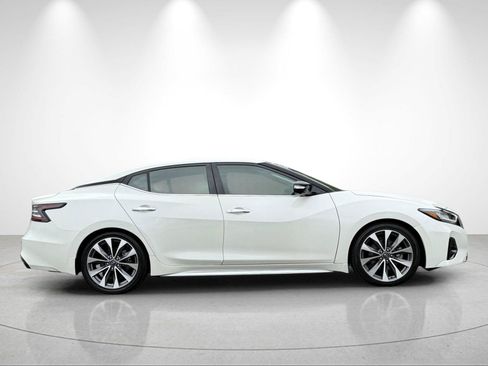 Used 2023 Nissan Maxima Platinum w/ Sport Mat Group FWD image 6