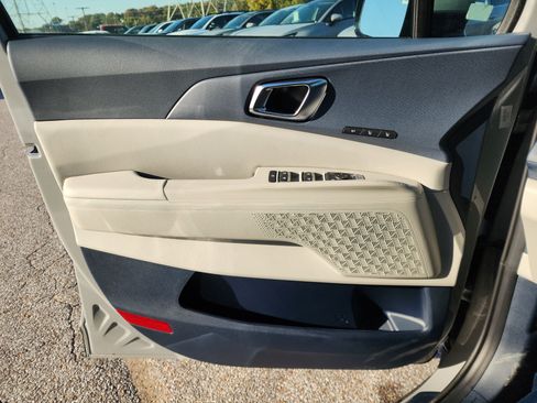 New 2026 Kia Carnival EX image 10