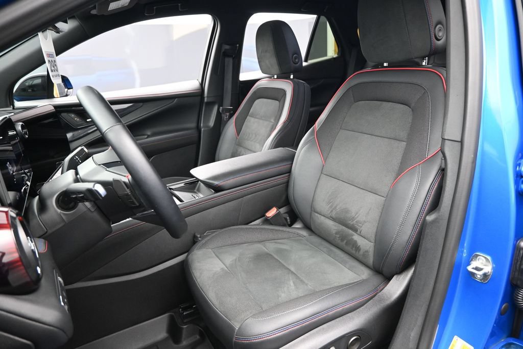 Used 2024 Chevrolet Blazer EV RS AWD/4WD image 14