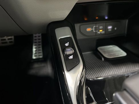 New 2026 Kia Sorento SX image 22