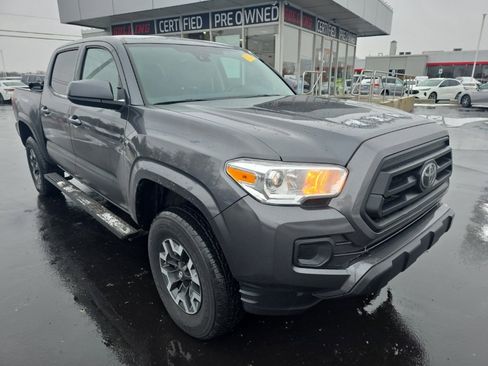 Used 2022 Toyota Tacoma 4x4 Double Cab image 3