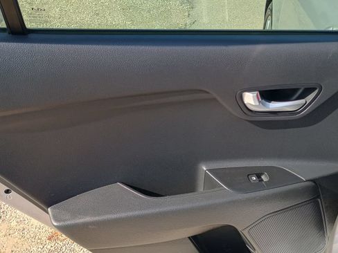 Used 2022 Kia Rio LX FWD image 18