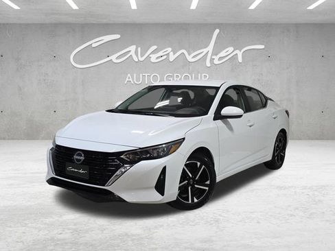 Used 2024 Nissan Sentra SV image 1