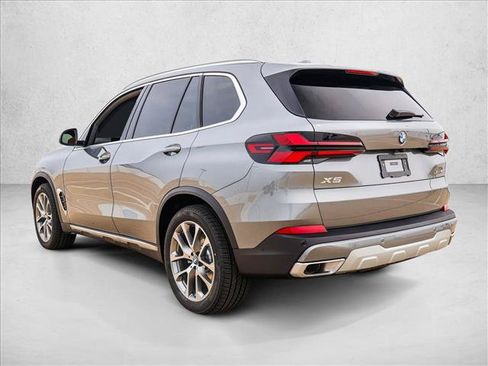 Used 2026 BMW X5 xDrive40i AWD/4WD image 7