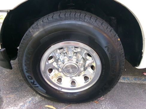 Used 2003 Ford F250 XLT image 32