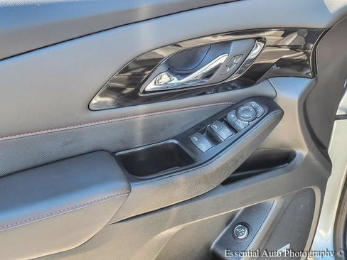Used 2023 Chevrolet Traverse RS w/ LPO, Floor Liner Package AWD/4WD image 14