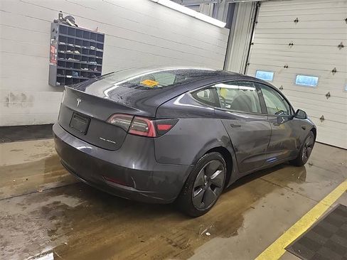 Used 2021 Tesla Model 3 Long Range image 7